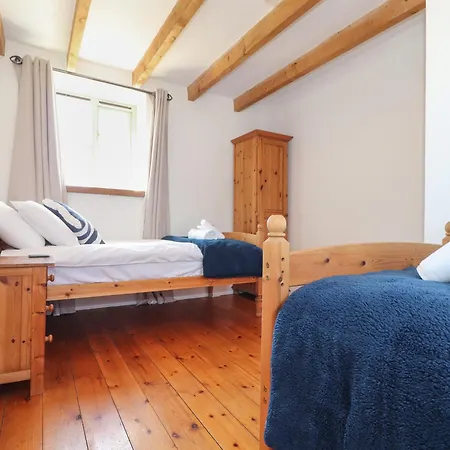 Holiday home Joes Barn Helston