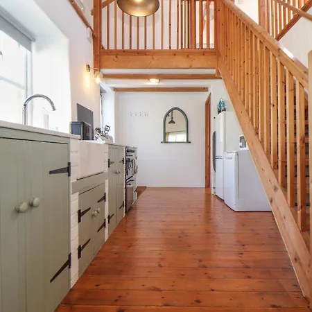 Holiday home Joes Barn Helston