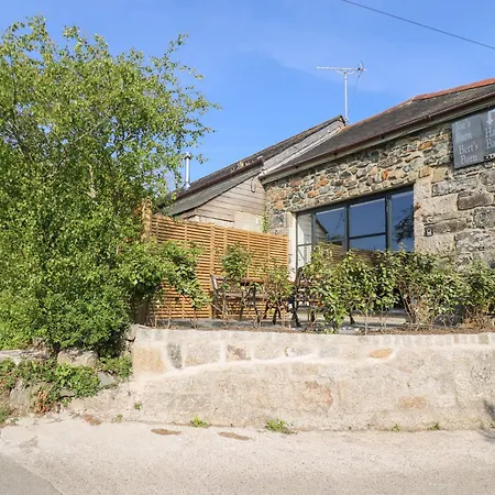 Holiday home Joes Barn